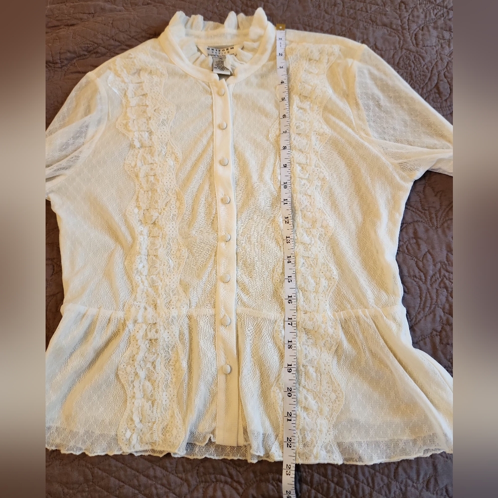 John Paul Richard EUC Stretch Lace Cream Button-up Top Petite Large - Picture 5 of 6
